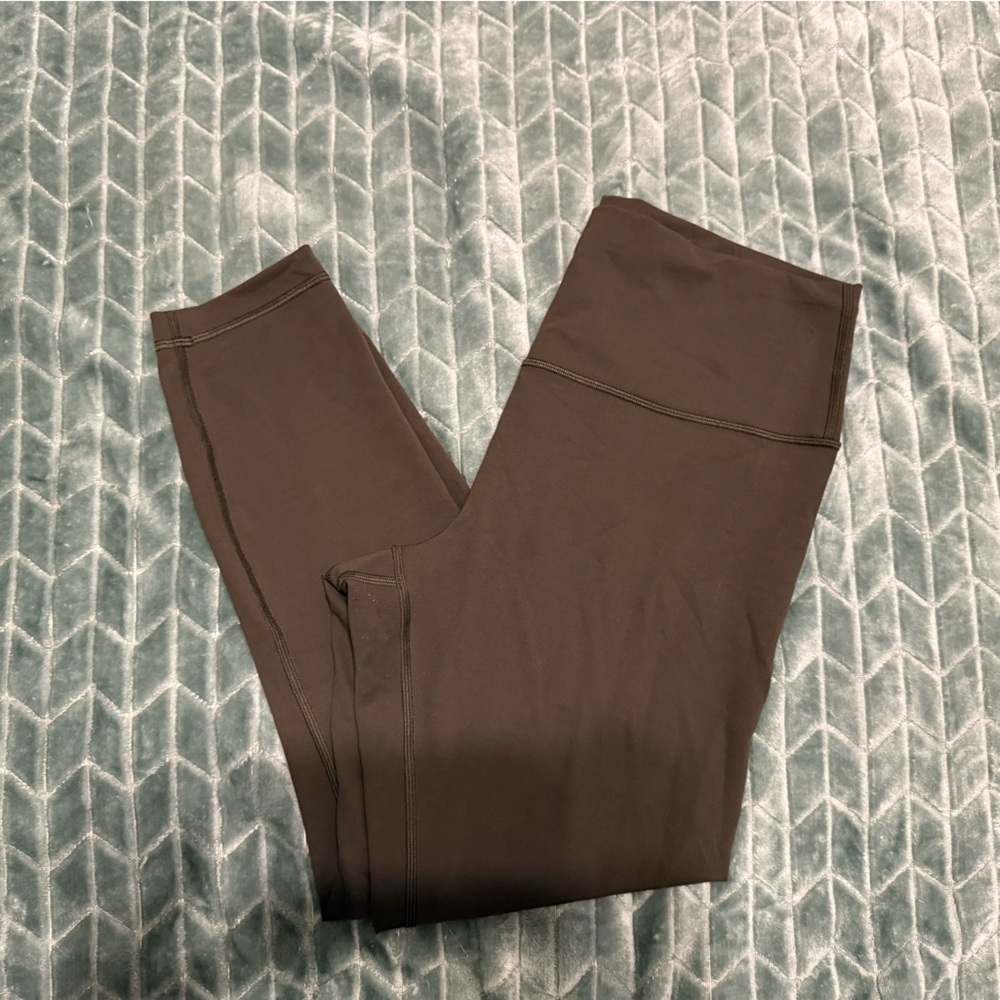 Lululemon Olive Green Wunder Train Leggings

Open to offers!